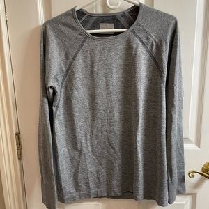 Jaanuu scrub under shirt